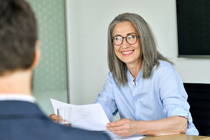 middle-aged female financial client